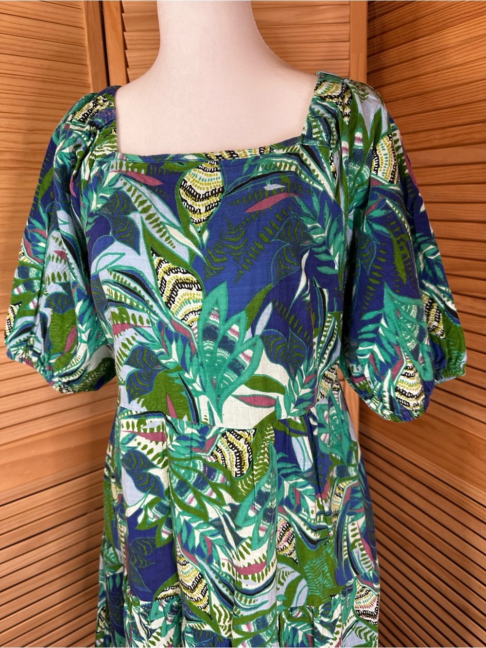 Square-Neck Green Tropical Print Tunic Top